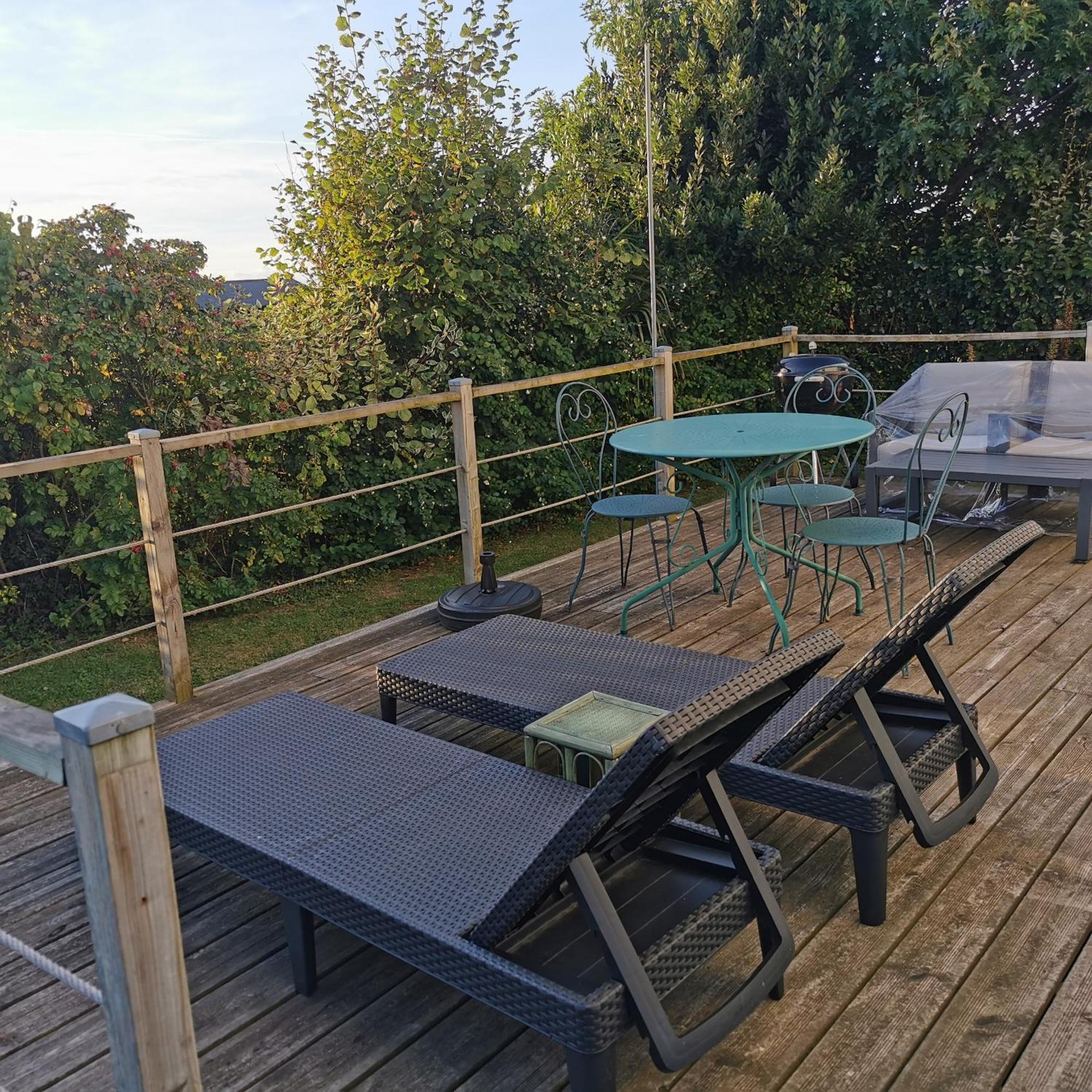 Willa Dependance Au Calme Dans Notre Jardin Saint-Aubin-Des-Preaux Zewnętrze zdjęcie